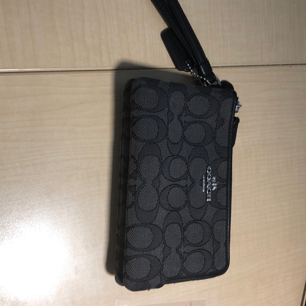 Double Zipper Coach Wristlet
